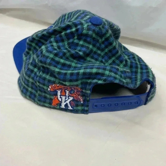 Kentucky Wildcats Vintage 90's Plaid American Needle Snapback Cap Hat - Picture 2 of 6